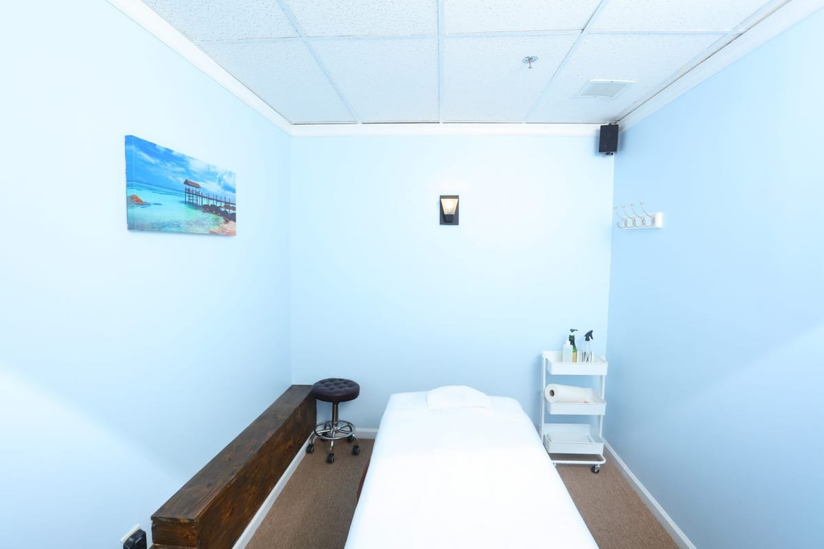 A private treatment room at Paradise Massage in Matawan, NJ.