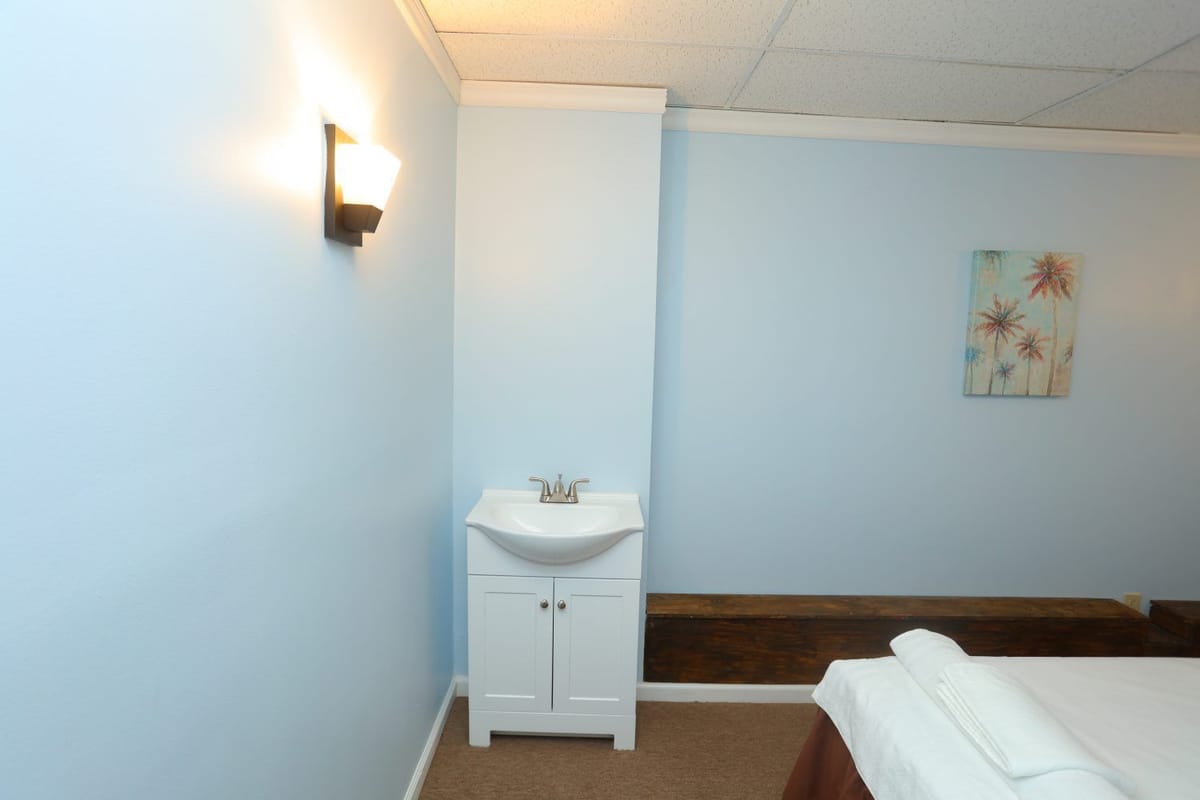A calm retreat room at Paradise Massage, perfect for finding your center and feeling grounded.